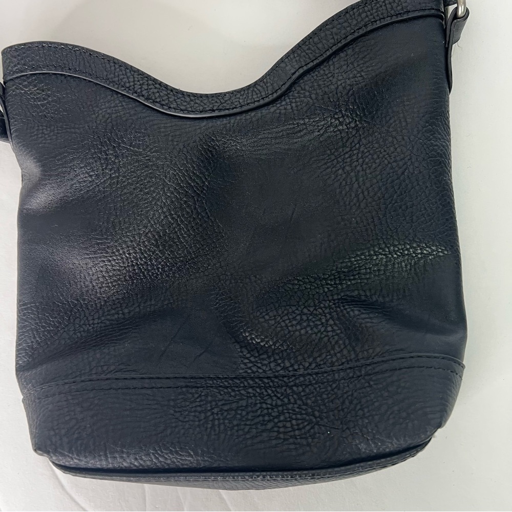 B.O.C. Born Concept Women’s Cross Body Bag Color Black Adj Strap Silver Hardware - Picture 5 of 12